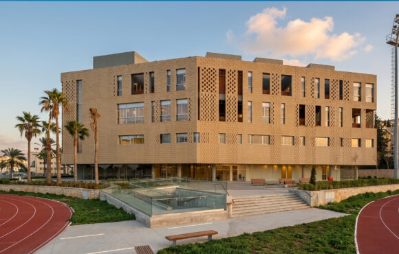 technoshade-Olayan-School-of-Business-in-Beirut Olayan School of Business